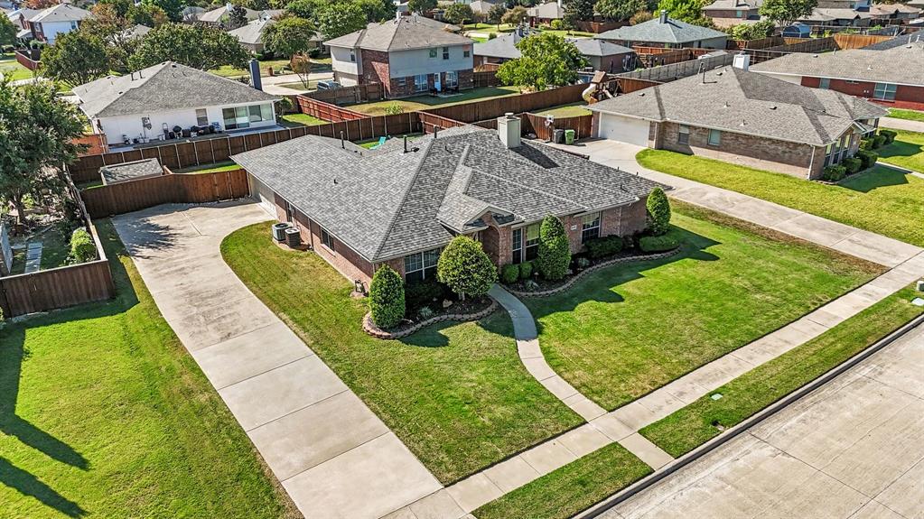 608 Rothschild Lane, Murphy, TX 75094