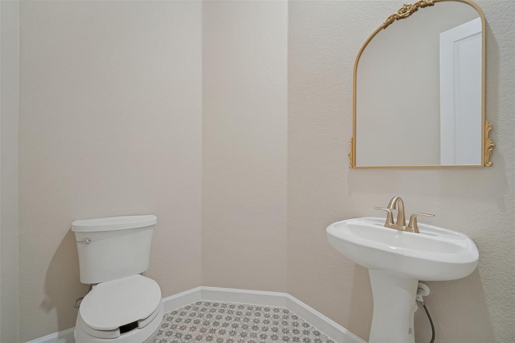 Half bathroom just off the living spaces