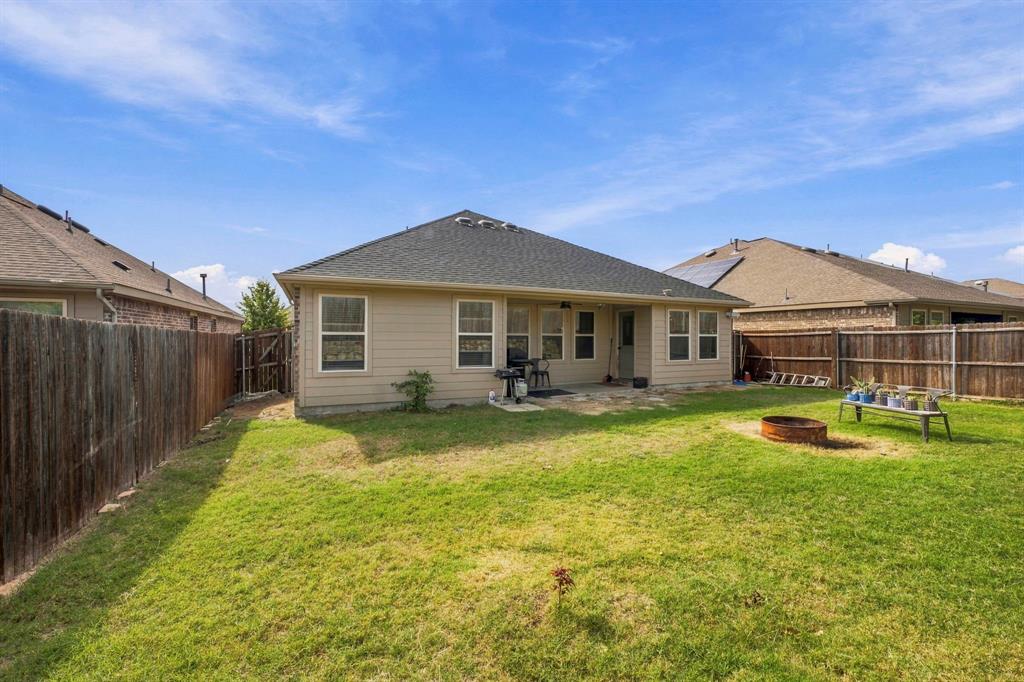916 Evergreen Street, Princeton, TX 75407