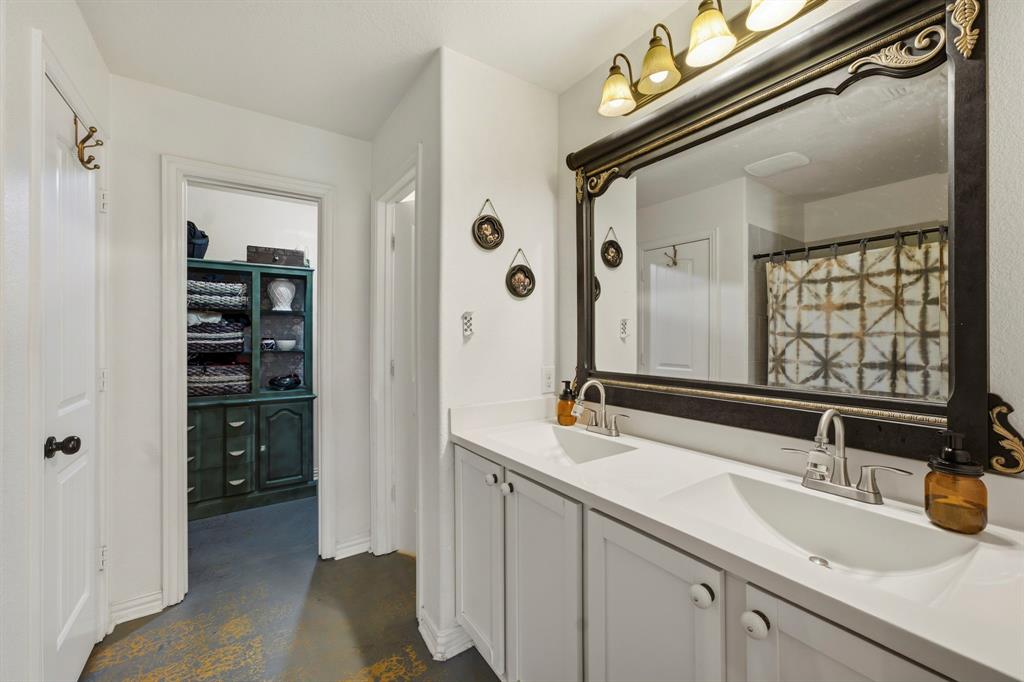 916 Evergreen Street, Princeton, TX 75407