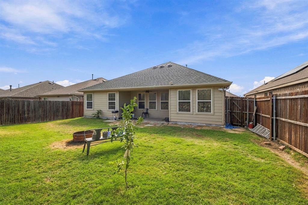 916 Evergreen Street, Princeton, TX 75407