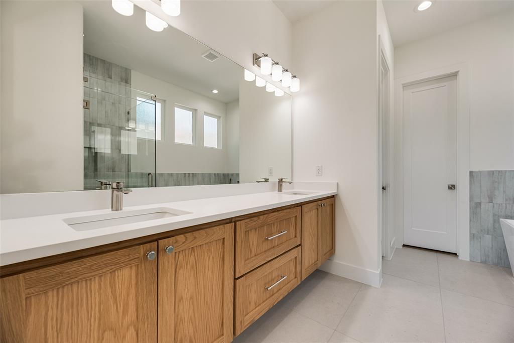 1830 S Marsalis Avenue, Dallas, TX 75216