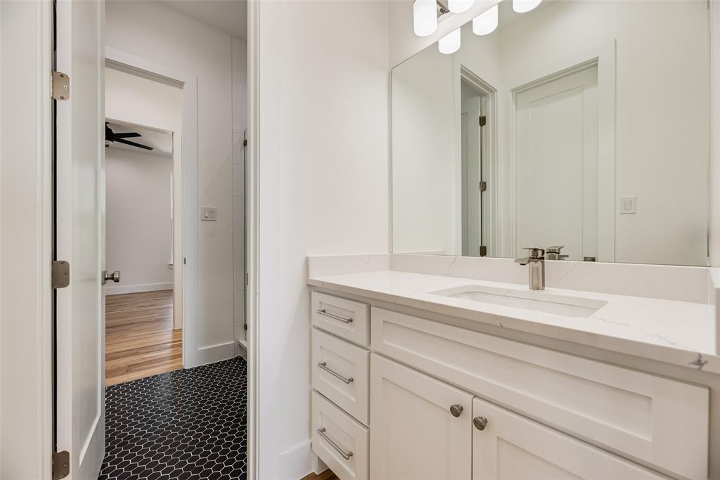 1830 S Marsalis Avenue, Dallas, TX 75216