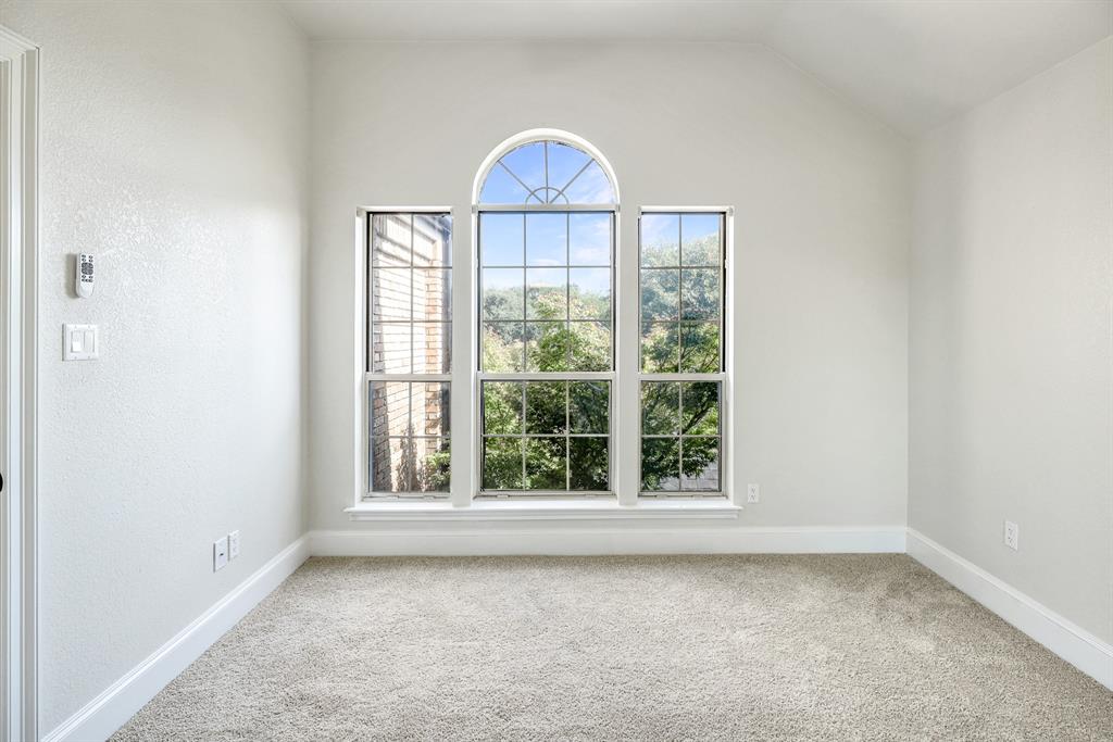 2912 Bluffview Drive, Garland, TX 75043