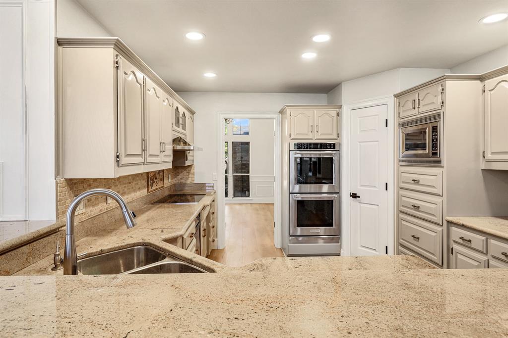2912 Bluffview Drive, Garland, TX 75043