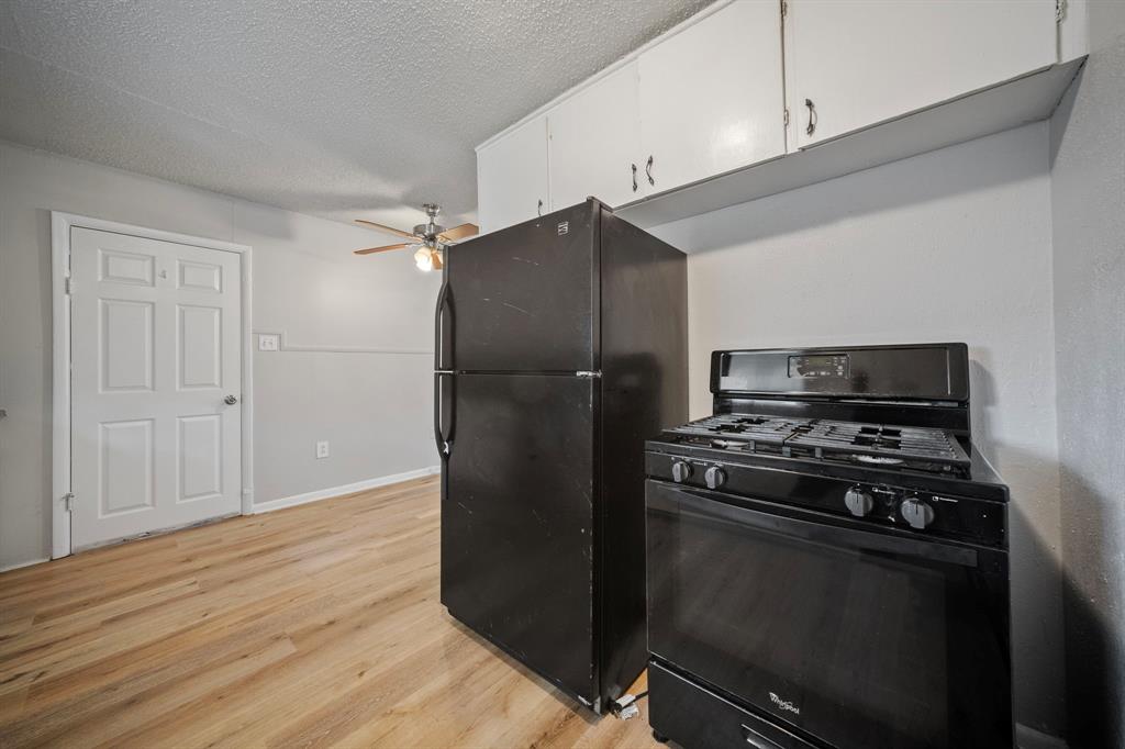 514 E University Avenue, Waxahachie, TX 75165