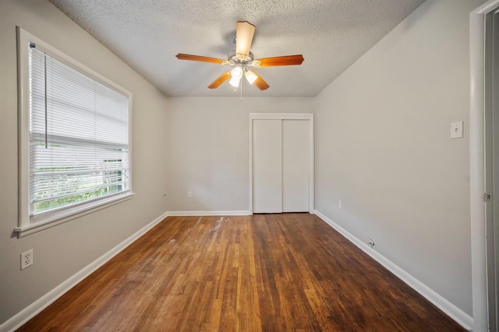 514 E University Avenue, Waxahachie, TX 75165