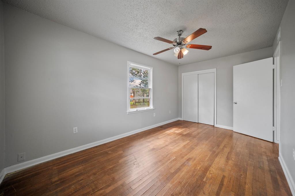 514 E University Avenue, Waxahachie, TX 75165
