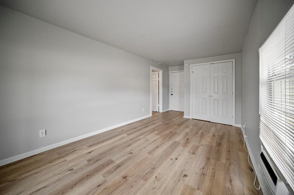 514 E University Avenue, Waxahachie, TX 75165