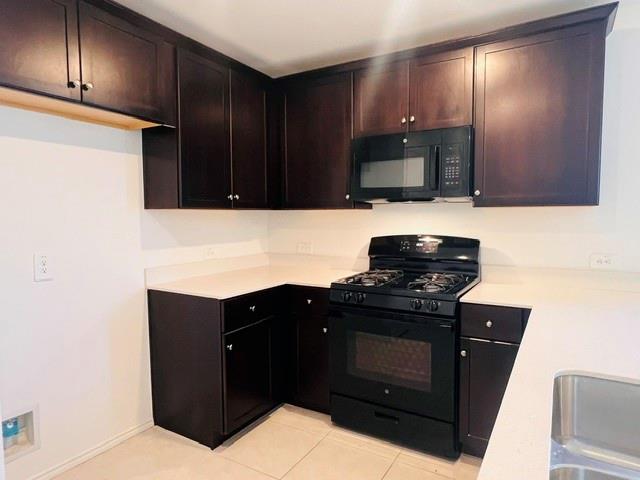 3127 Helix Bay Drive, Crandall, TX 75114