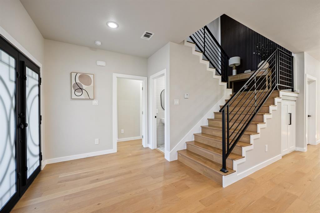 1103 S Tyler Street, Dallas, TX 75208