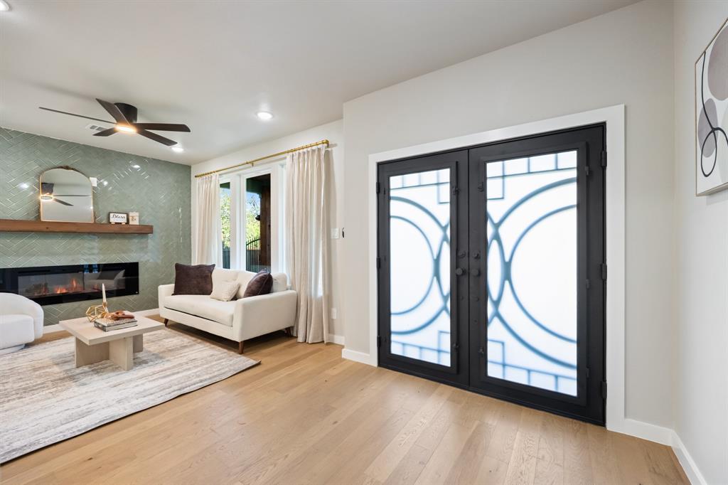 1103 S Tyler Street, Dallas, TX 75208