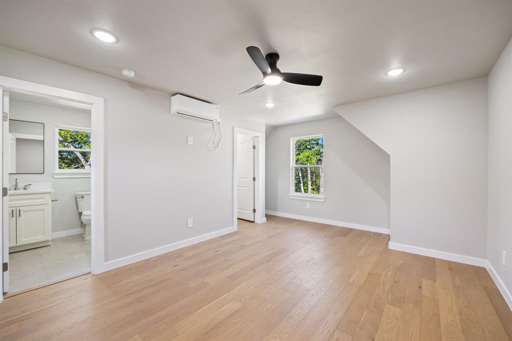 1103 S Tyler Street, Dallas, TX 75208