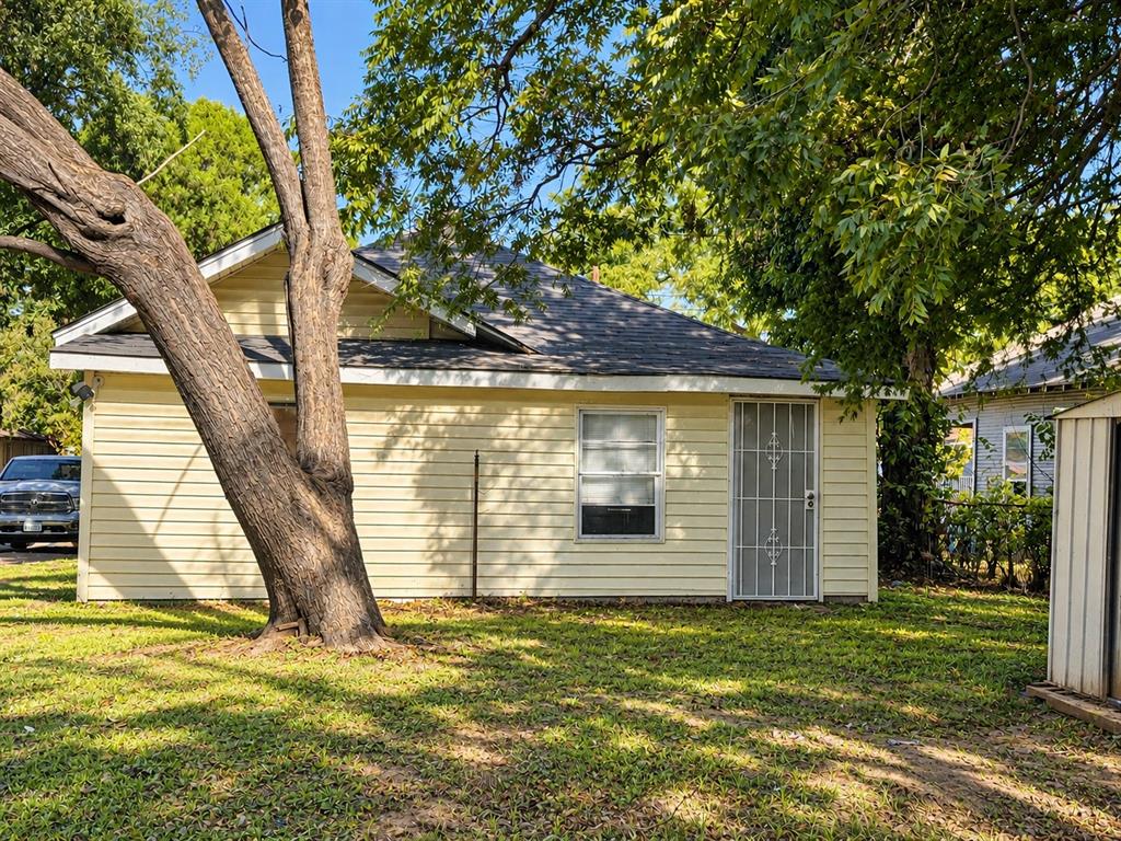 3234 Spring Avenue, Dallas, TX 75215