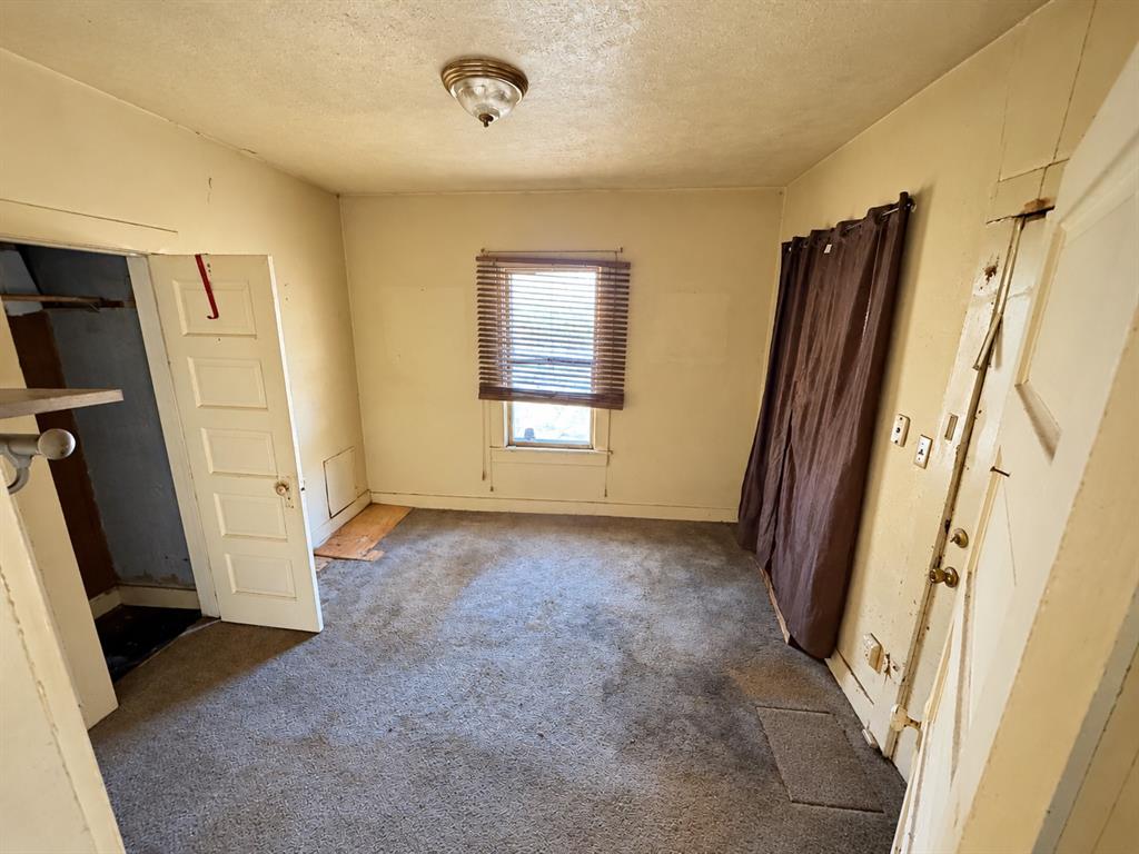 3234 Spring Avenue, Dallas, TX 75215