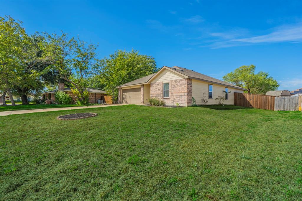 1803 Brookwood Drive, Terrell, TX 75160