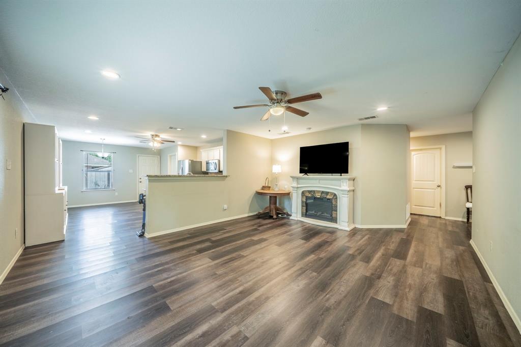 1803 Brookwood Drive, Terrell, TX 75160