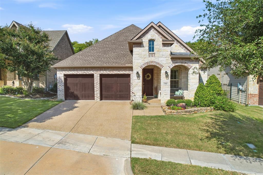 WELCOME HOME!