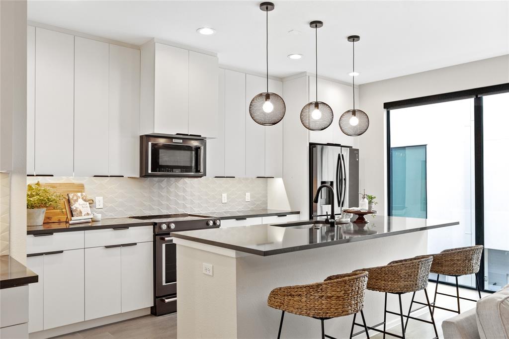 4703 Munger Avenue, #102, Dallas, TX 75204 4703 Munger Avenue, #102, Dallas, TX 75204