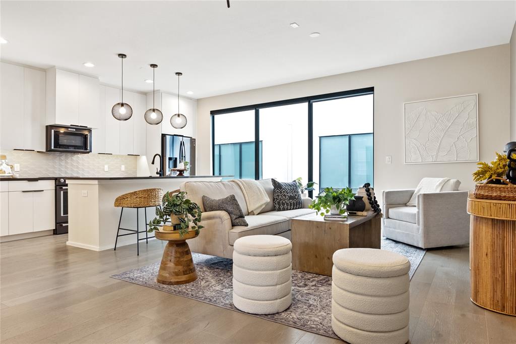 4703 Munger Avenue, #102, Dallas, TX 75204 4703 Munger Avenue, #102, Dallas, TX 75204