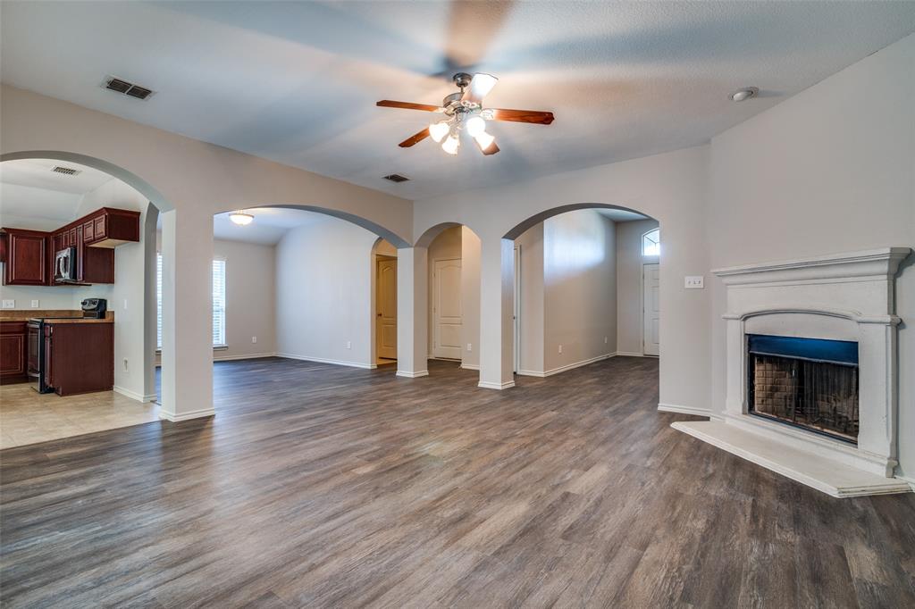 110 Enchanted Forest Drive, Wylie, TX 75098