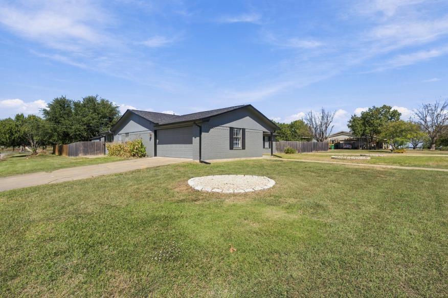 1811 Ocampo Lane, Robinson, TX 76706 1811 Ocampo Lane, Robinson, TX 76706
