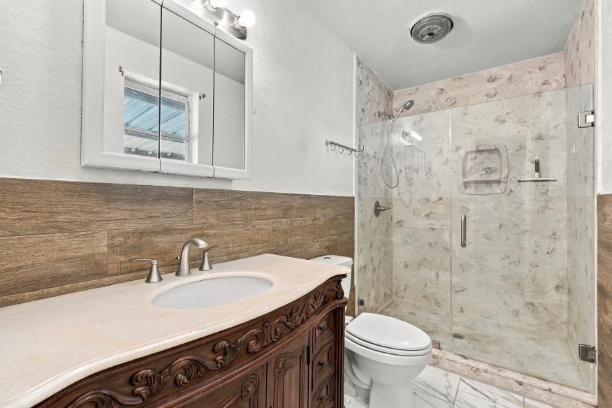 1811 Ocampo Lane, Robinson, TX 76706