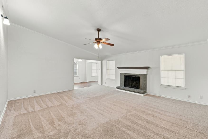 1811 Ocampo Lane, Robinson, TX 76706
