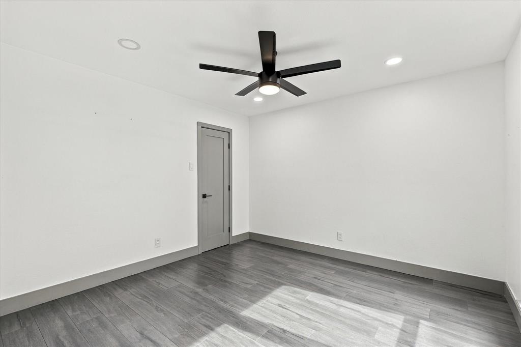 9232 Chimney Corner Lane, Dallas, TX 75243