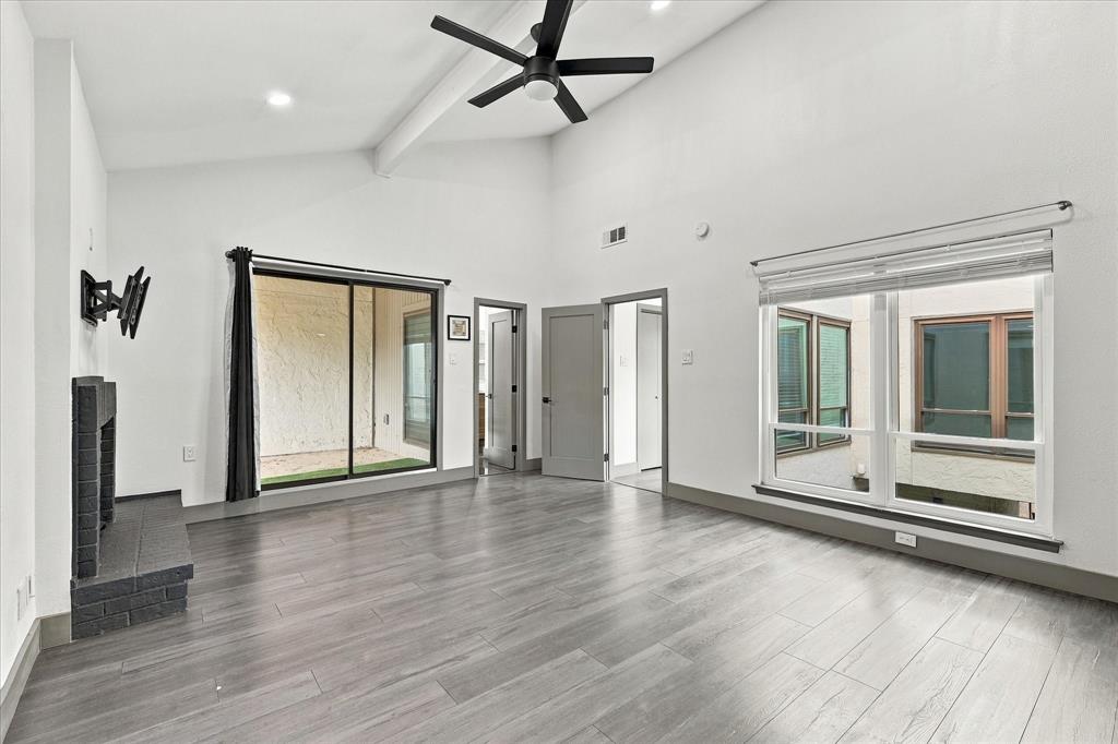 9232 Chimney Corner Lane, Dallas, TX 75243