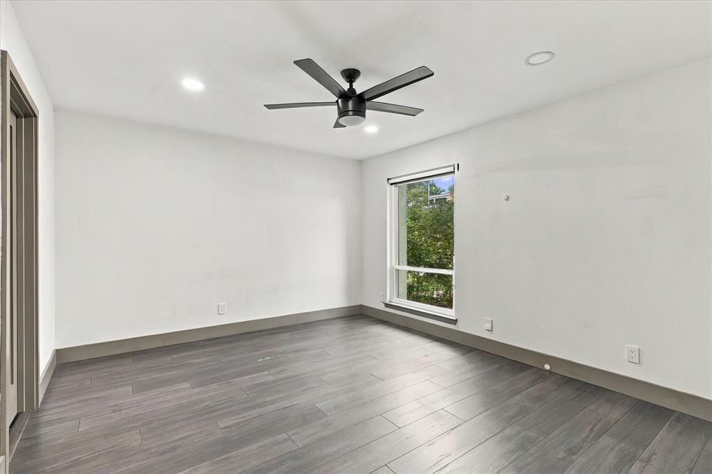 9232 Chimney Corner Lane, Dallas, TX 75243