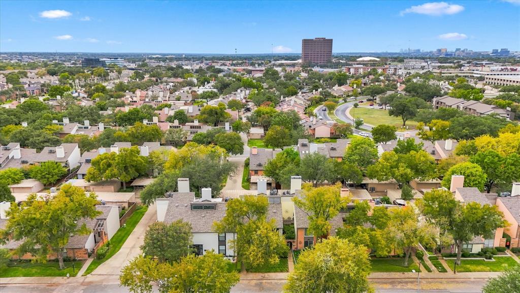 9232 Chimney Corner Lane, Dallas, TX 75243