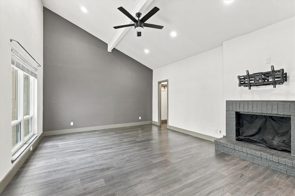9232 Chimney Corner Lane, Dallas, TX 75243