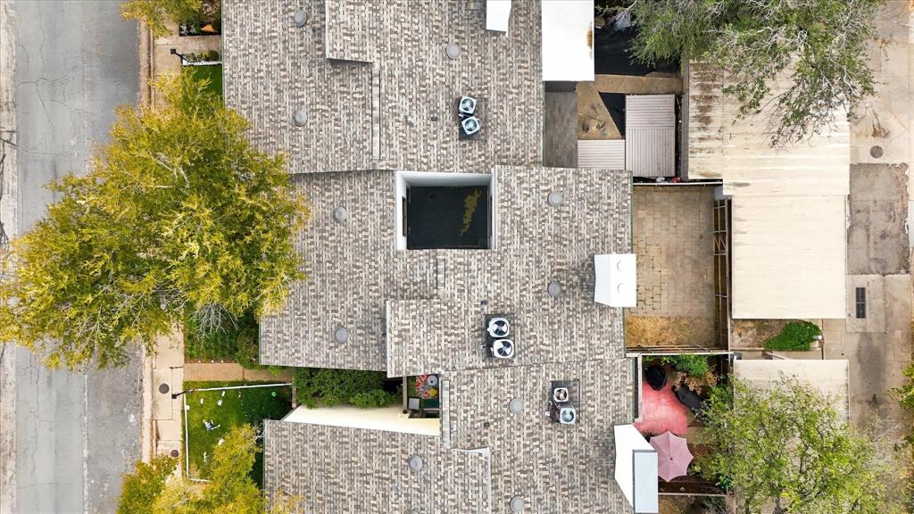 9232 Chimney Corner Lane, Dallas, TX 75243