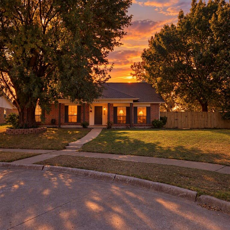 3709 Berrywood Circle, Garland, TX 75040 3709 Berrywood Circle, Garland, TX 75040