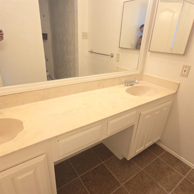 3709 Berrywood Circle, Garland, TX 75040
