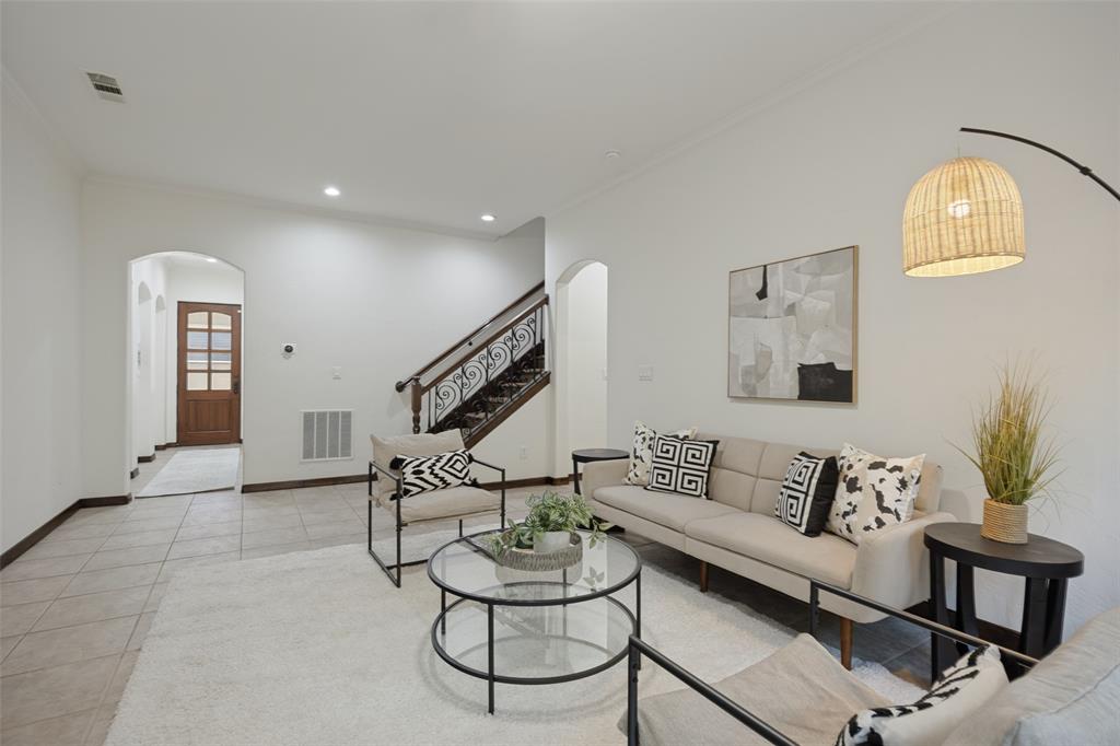 4323 Gilbert Avenue, #2, Dallas, TX 75219