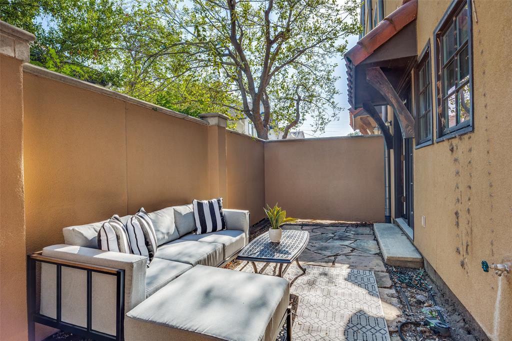 4323 Gilbert Avenue, #2, Dallas, TX 75219
