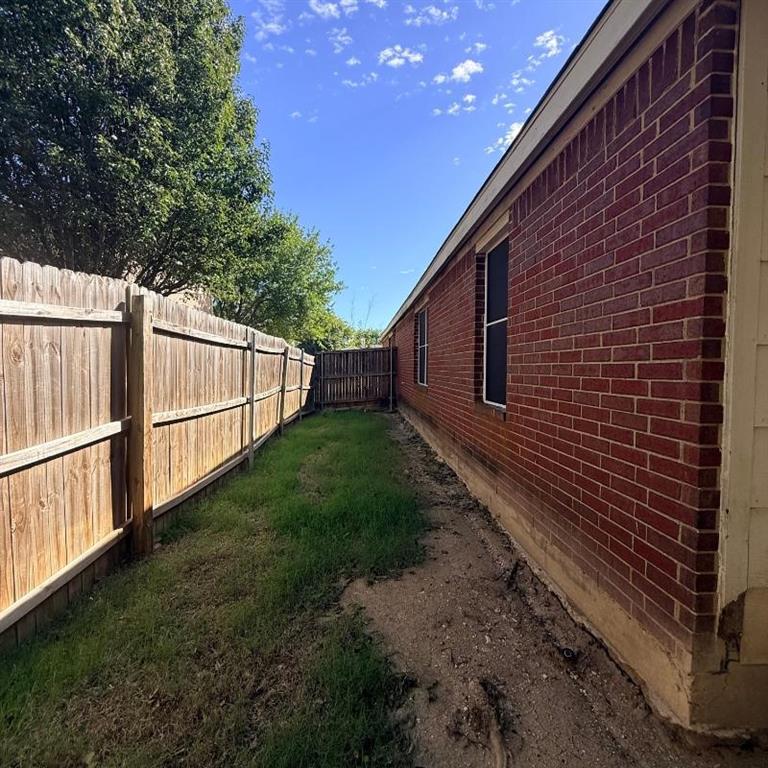 1901 Citadel Drive, Glenn Heights, TX 75154