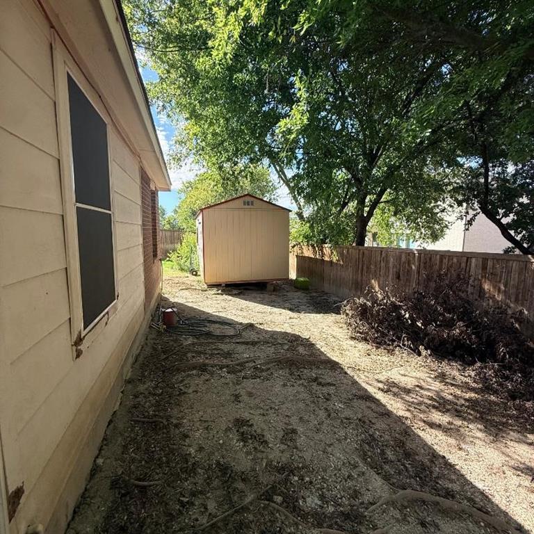 1901 Citadel Drive, Glenn Heights, TX 75154