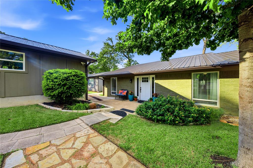 401 Lake Drive, Tool, TX 75143