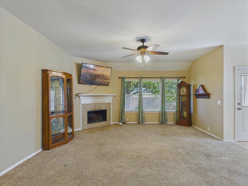 613 Quail Hollow Drive, Midlothian, TX 76065