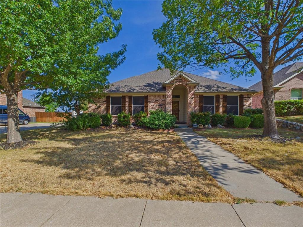 613 Quail Hollow Drive, Midlothian, TX 76065