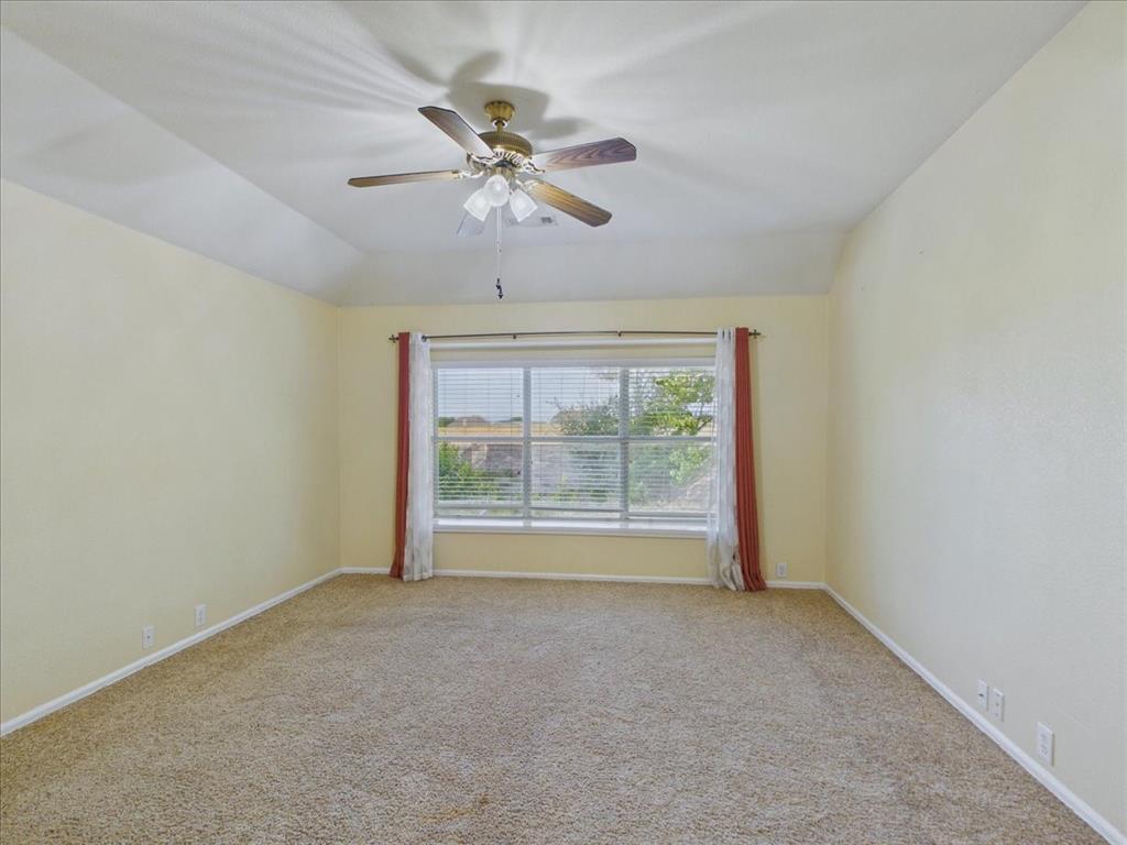 613 Quail Hollow Drive, Midlothian, TX 76065