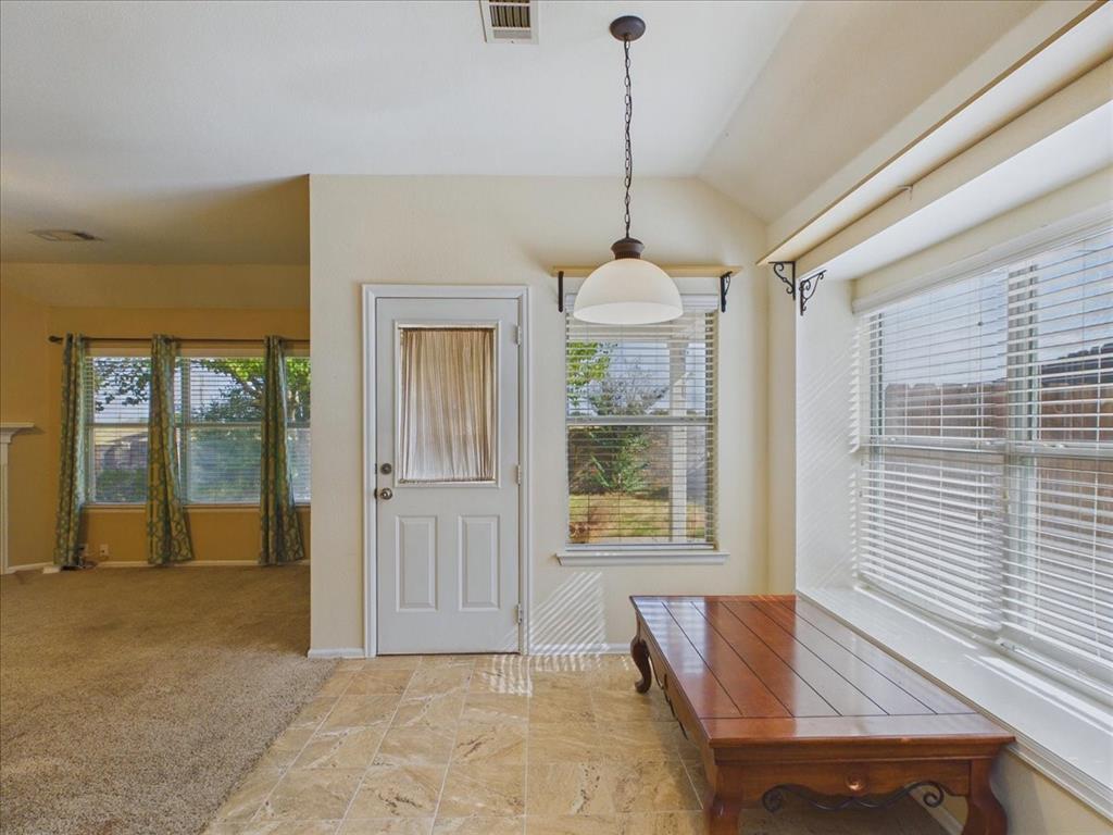 613 Quail Hollow Drive, Midlothian, TX 76065