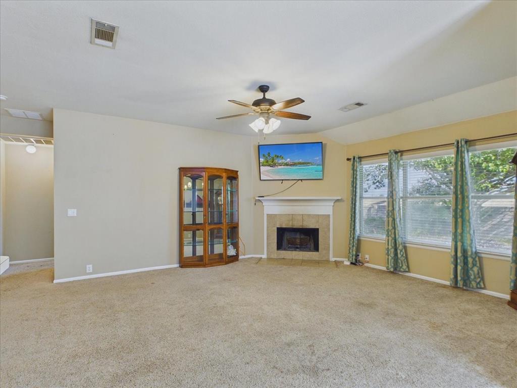 613 Quail Hollow Drive, Midlothian, TX 76065