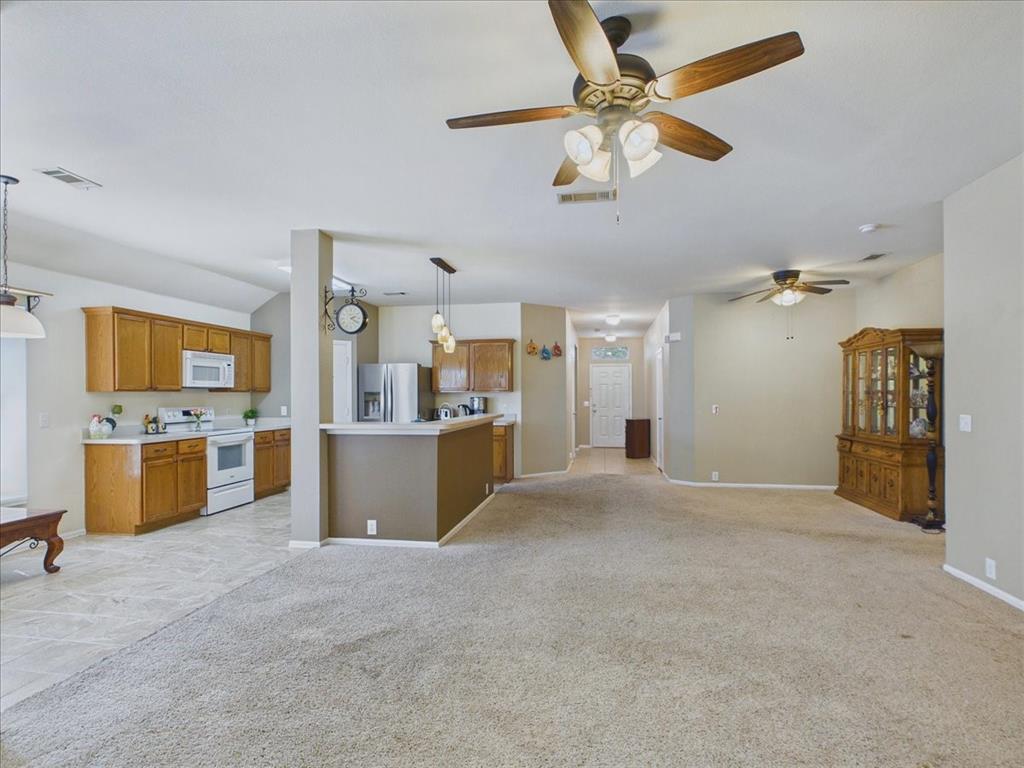 613 Quail Hollow Drive, Midlothian, TX 76065