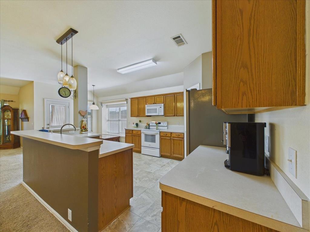 613 Quail Hollow Drive, Midlothian, TX 76065