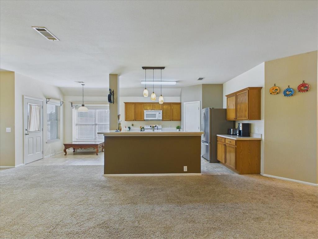 613 Quail Hollow Drive, Midlothian, TX 76065