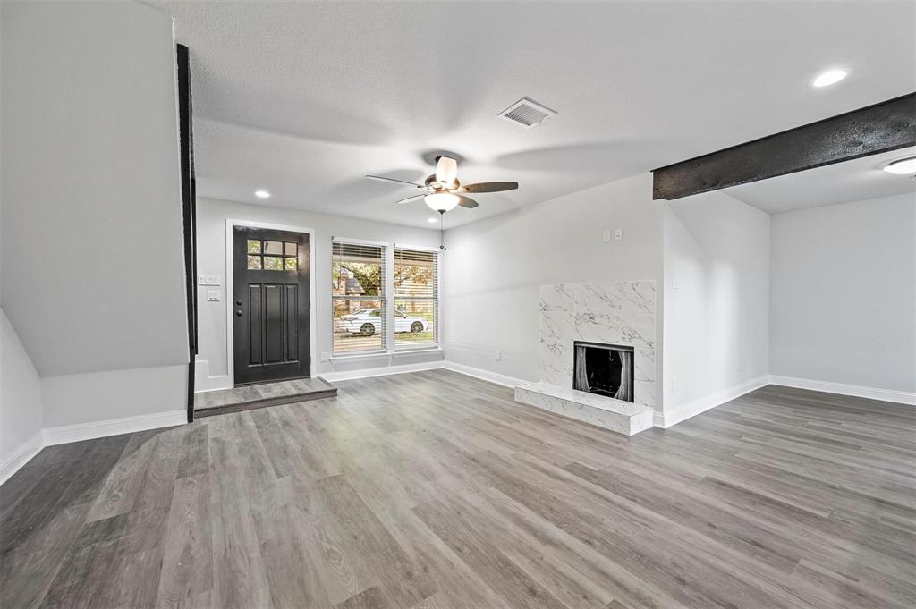 2640 Santa Barbara Drive, Grand Prairie, TX 75052
